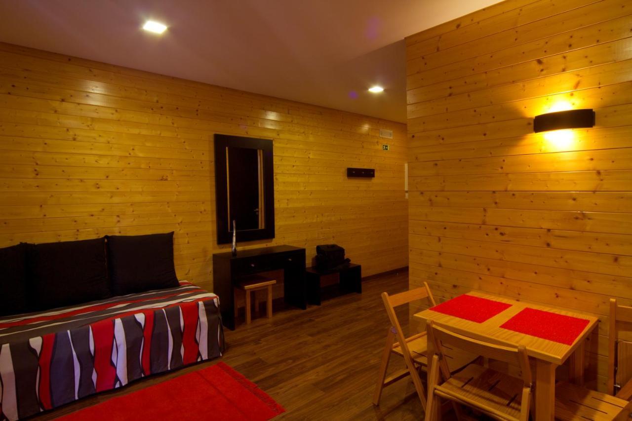 Coxos Beach Lodge مافرا المظهر الخارجي الصورة